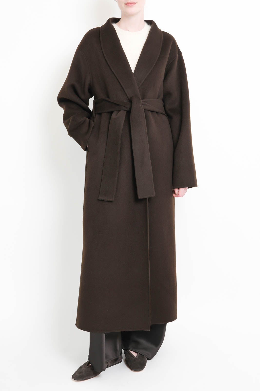 Almada, Mara coat in chocolate