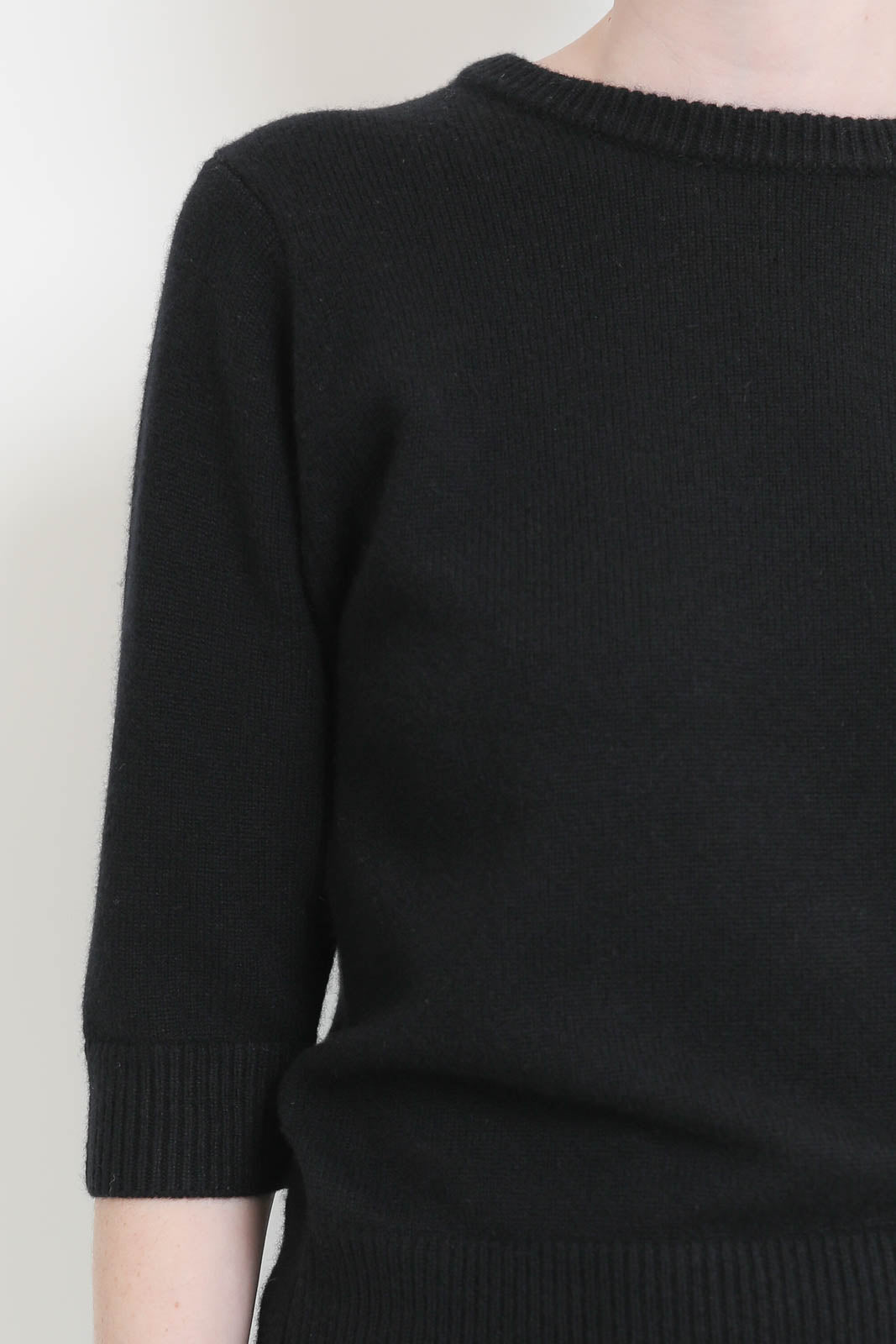 Extreme Cashmere, sweater with short sleeves Well Lamb in Raven