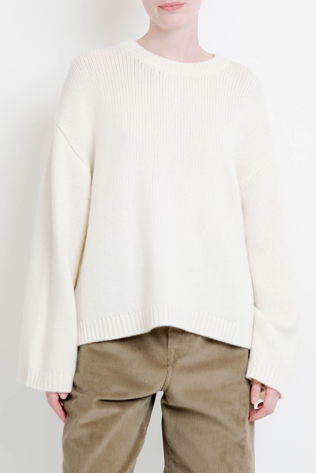 Soft Goat, Sweater Chunky Crewneck in Feather White
