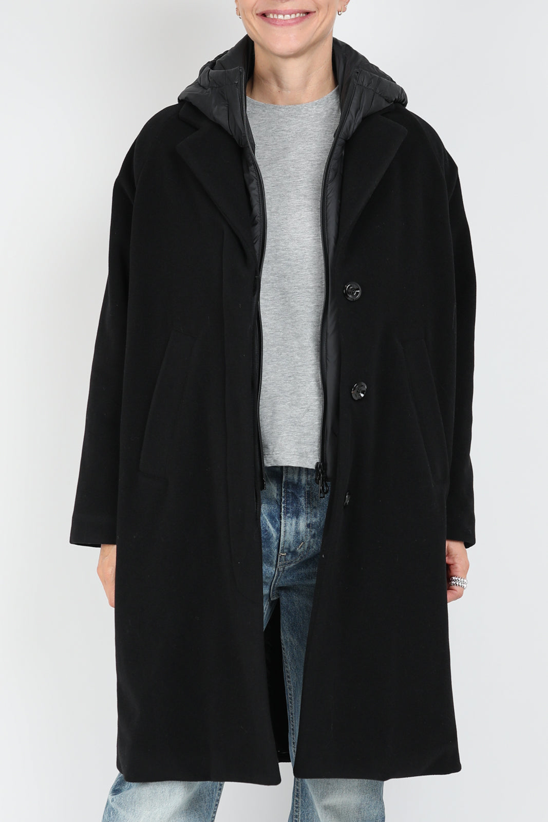 Irene Cash Lux coat in nero