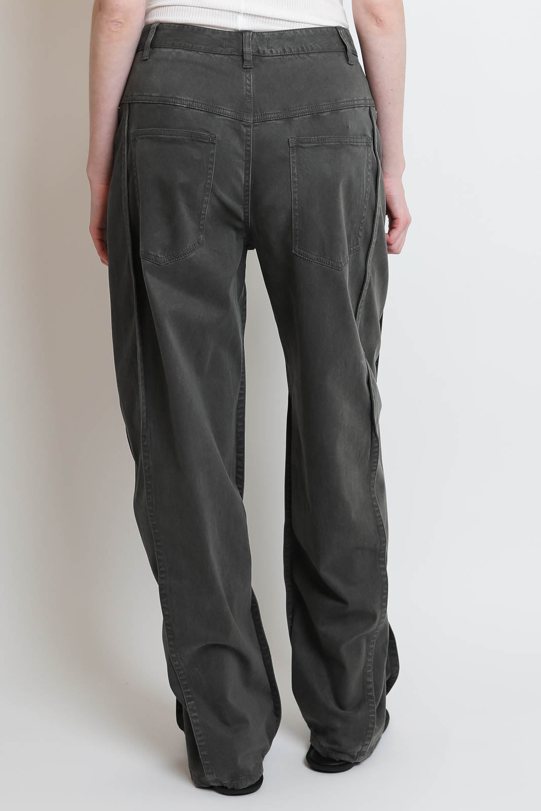 Tibi, Twill Tuck Pants in Gray