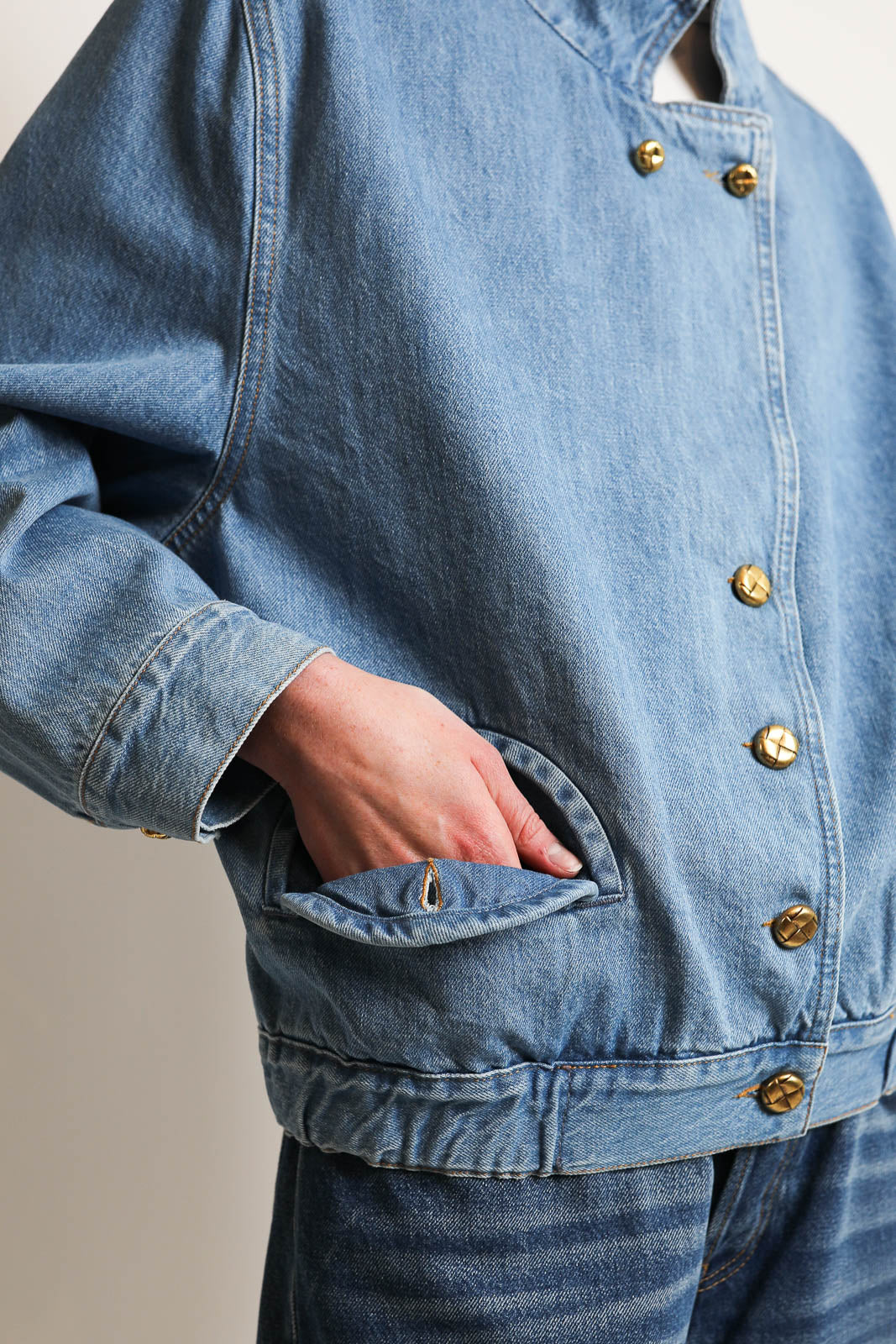 Blazé Milano, Nariida Cleo bomber jacket in Maya