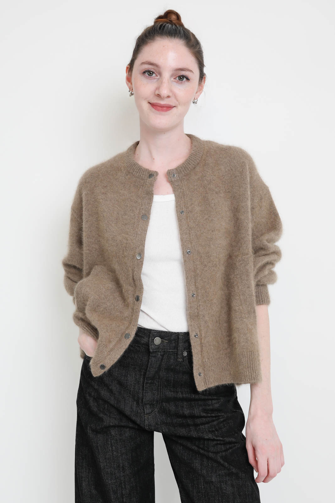 Cardigan with press studs in camel