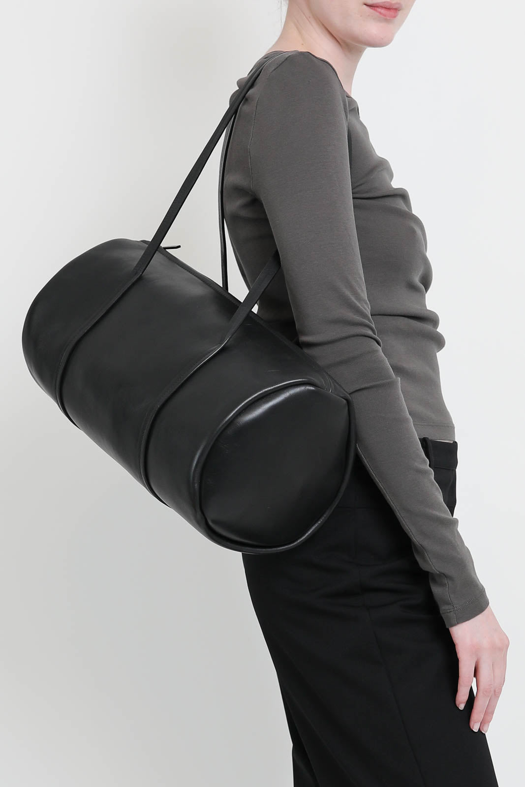 St. Agni Bag Cannolo in black