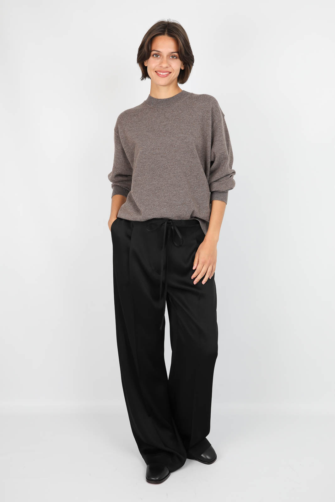 Merino wool sweater in mud melange