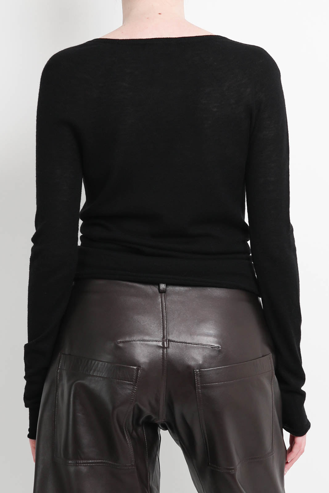 Roberto Collina, Scollo Profondo sweater in nero