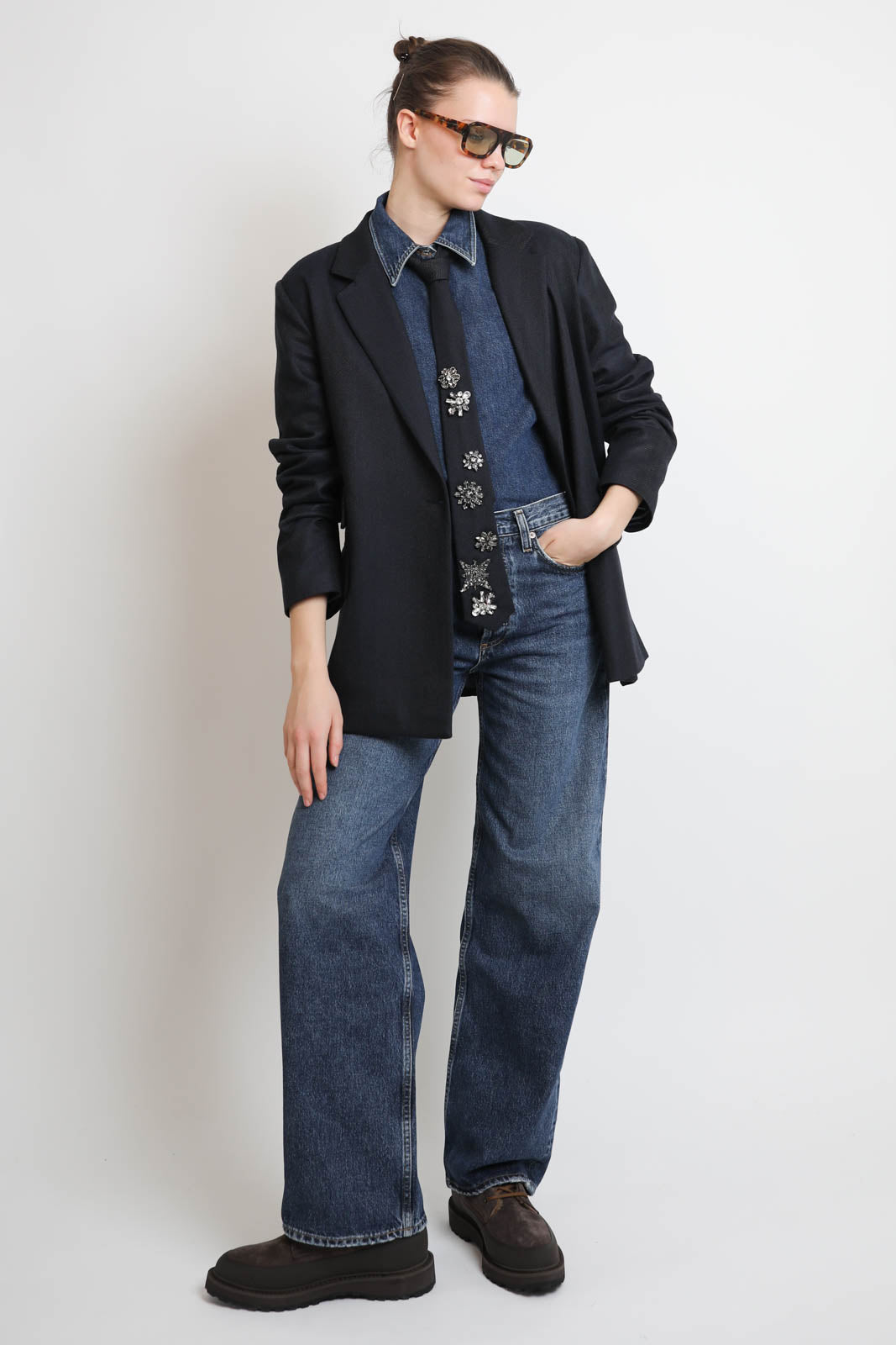 Atelier 1985, Perla tie in dark blue