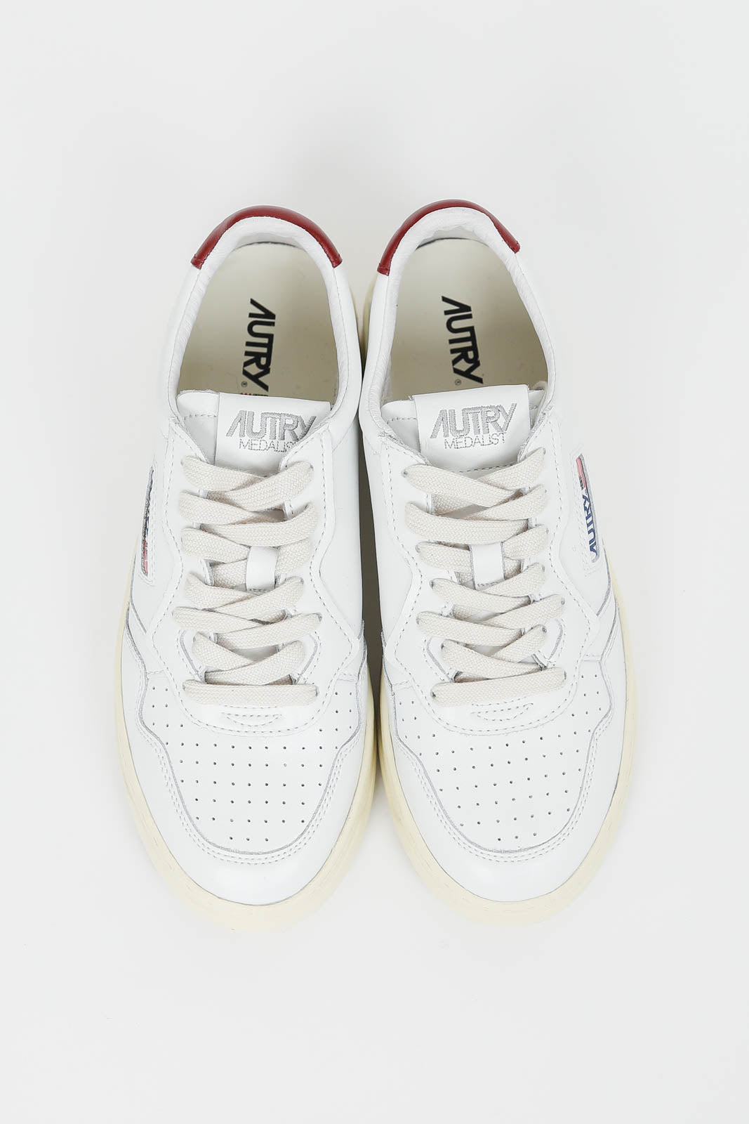 Sneakers Medalist Low White/Syrah