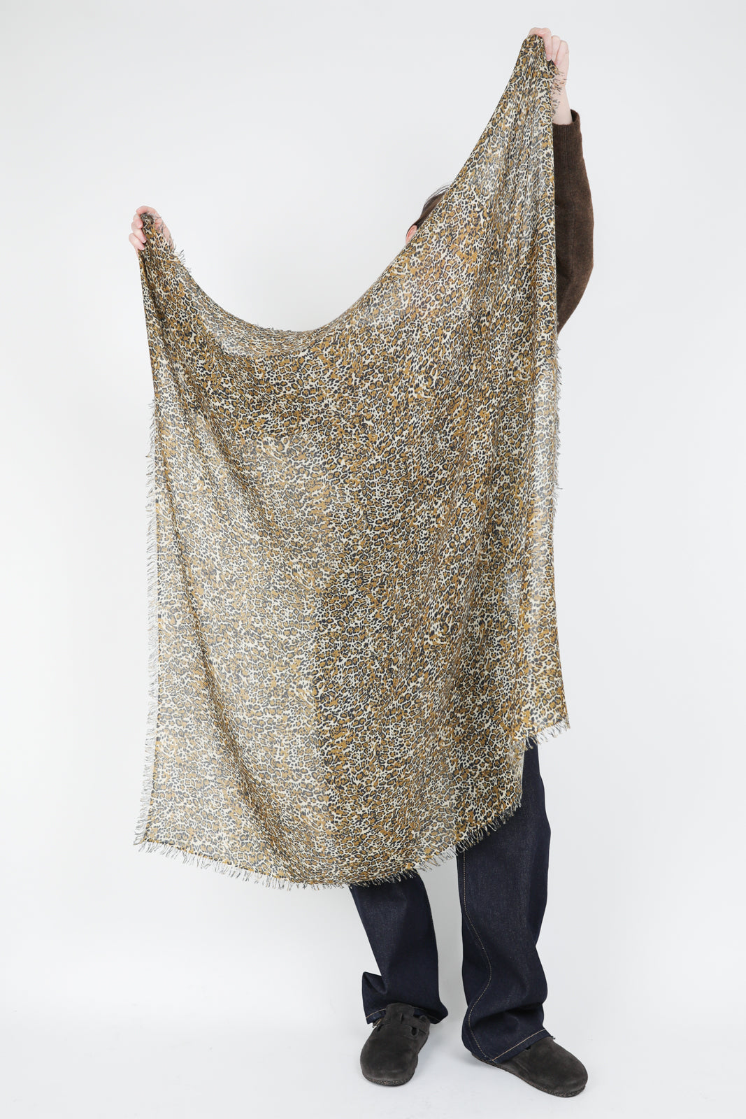 Madica scarf in brown