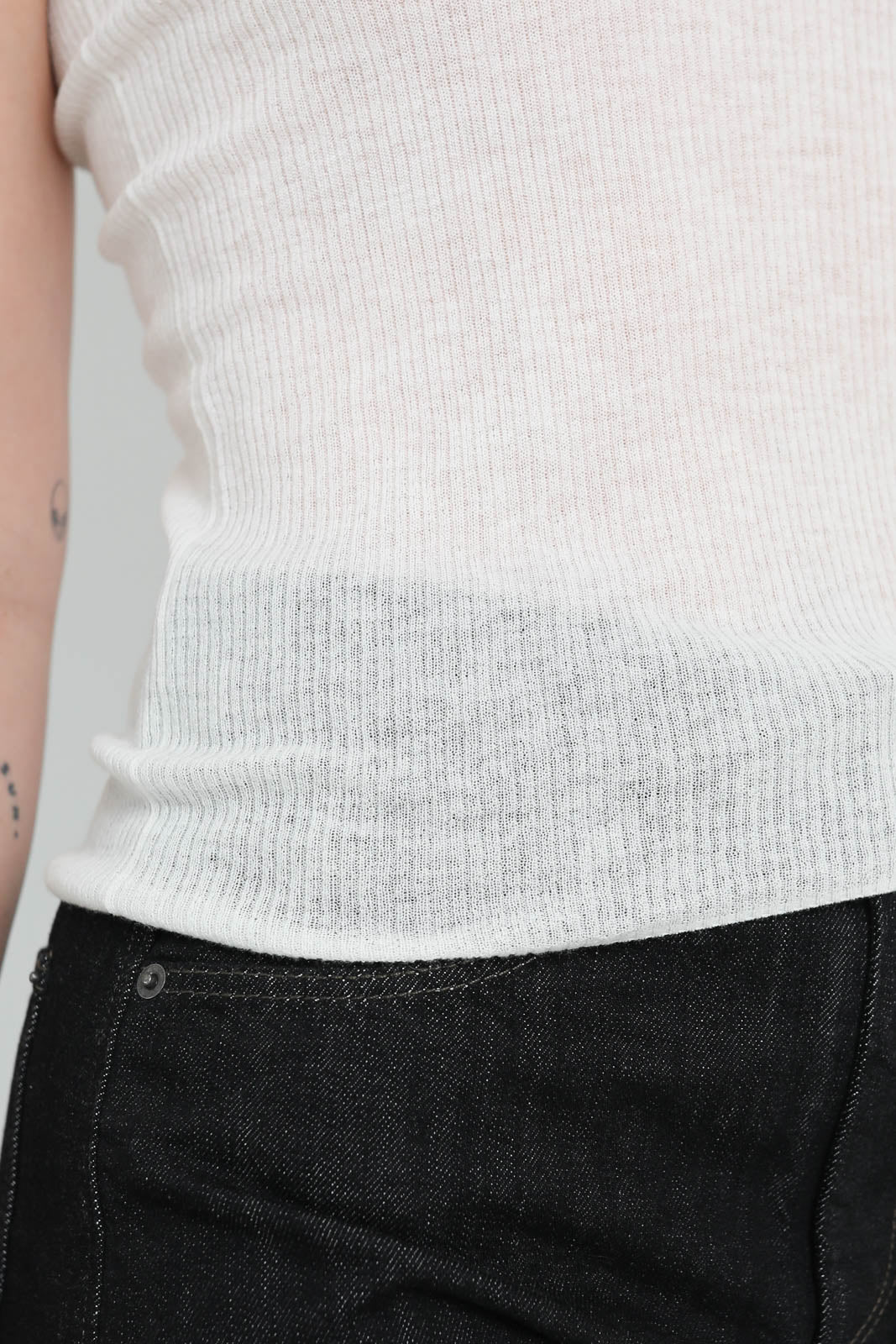 Wool tank top in white