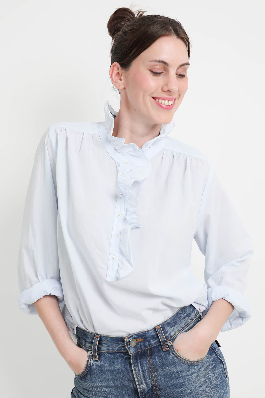 Xirena Caspian blouse in Skylight