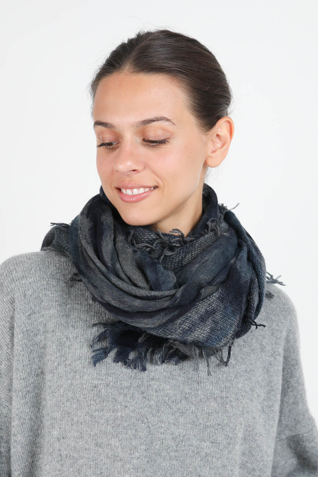 Teo scarf in multicolor navy