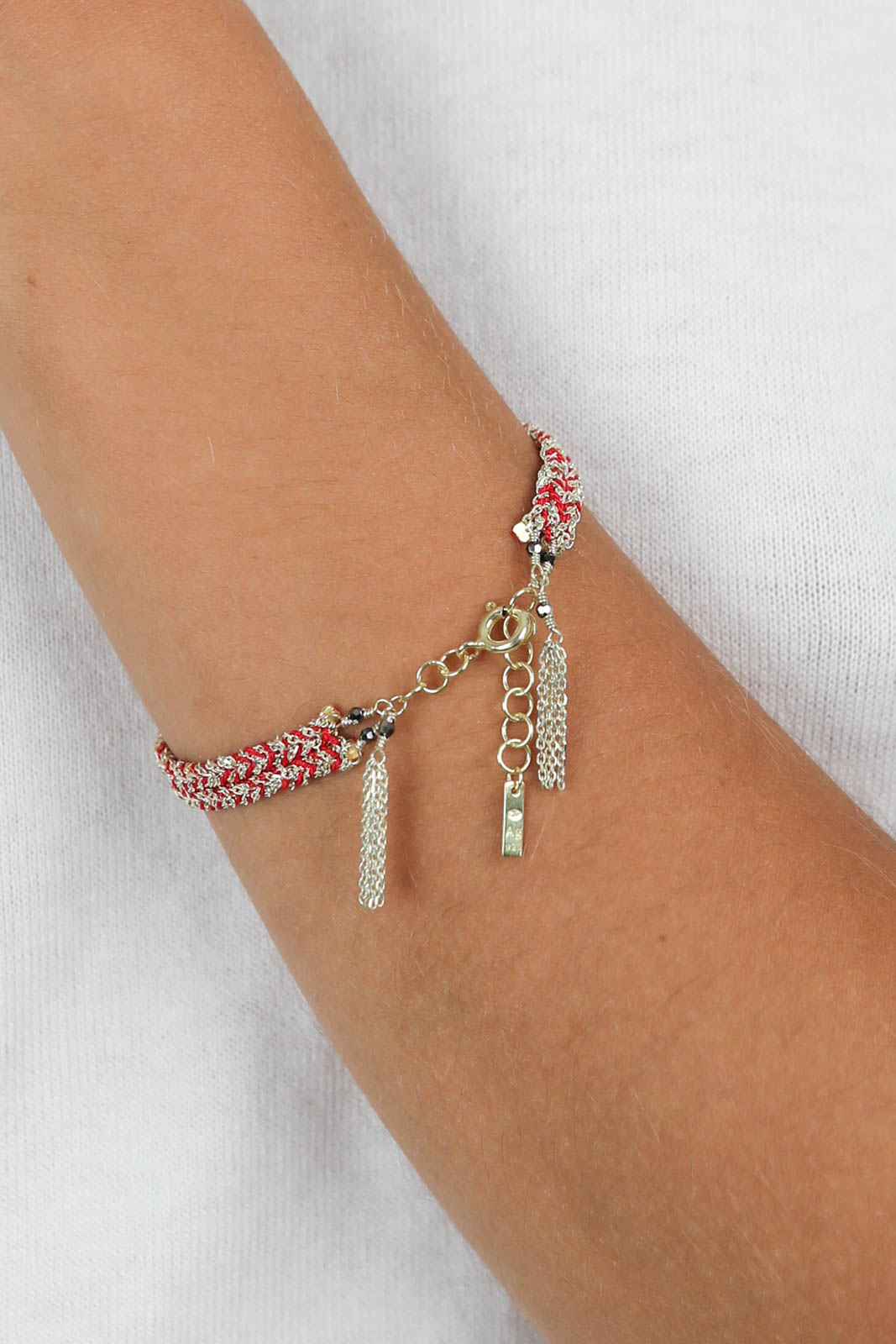 Bracelet N° 183 in gold/red