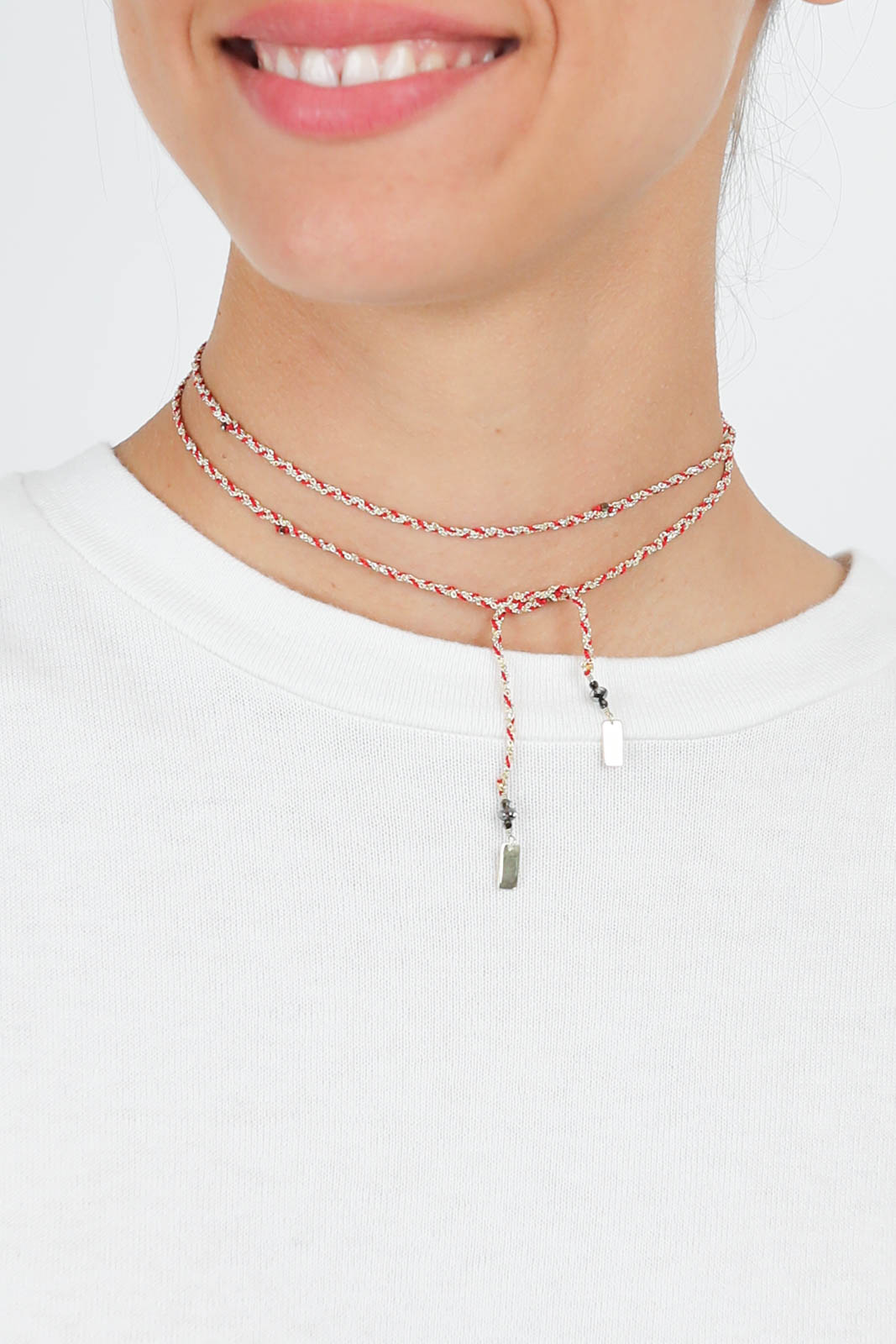 Necklace N° 182 in gold/red