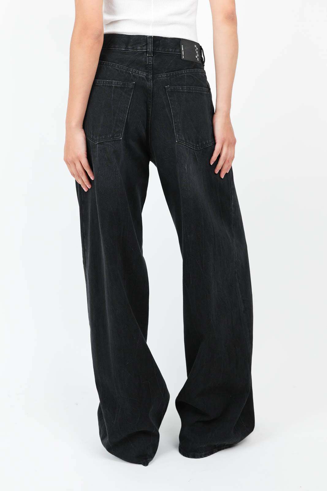 Bethany jeans in New Bassano Black