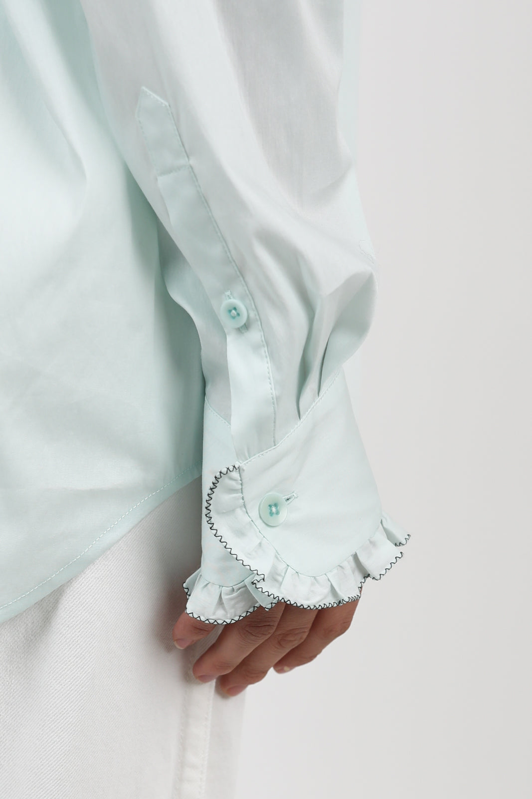 Easy Tuxedo blouse in mint