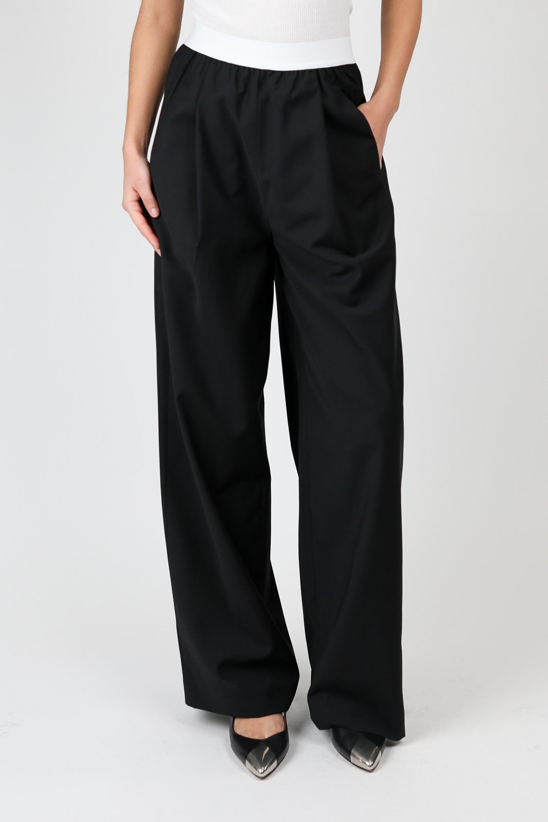 Marit trousers in black