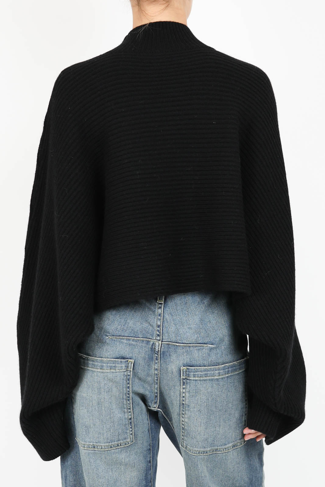 Wide rib crop sweater in black