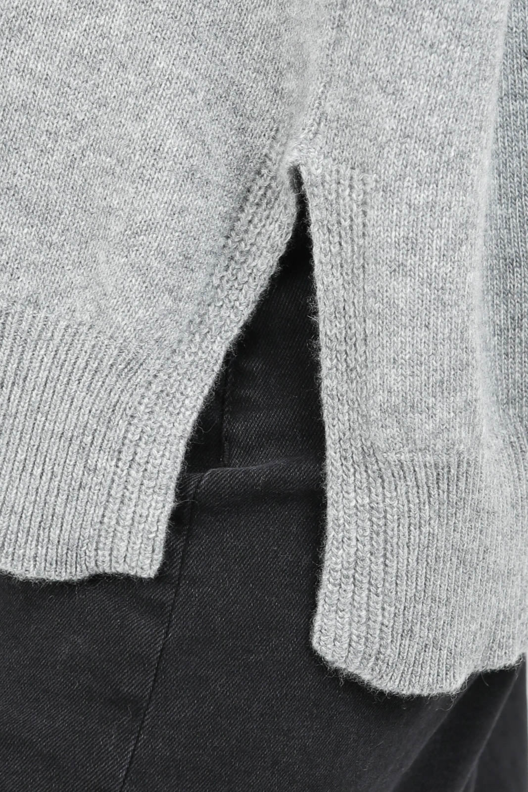 Wool turtleneck sweater in grigio