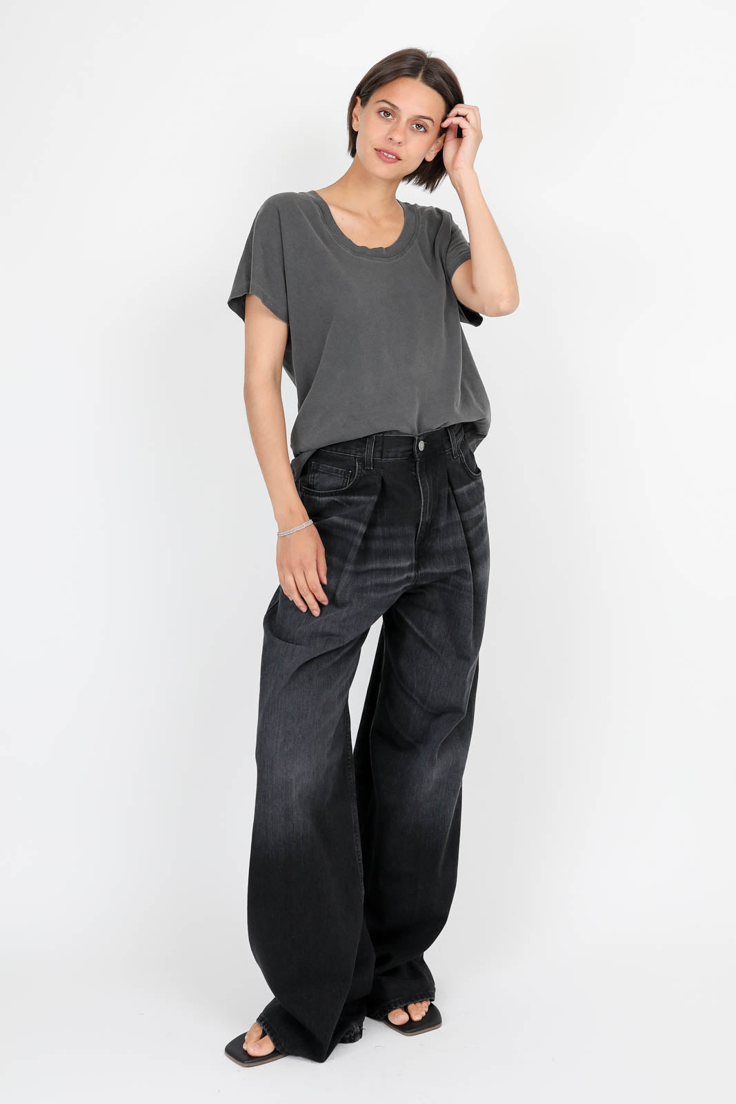 Bodhi T-shirt in vintage black