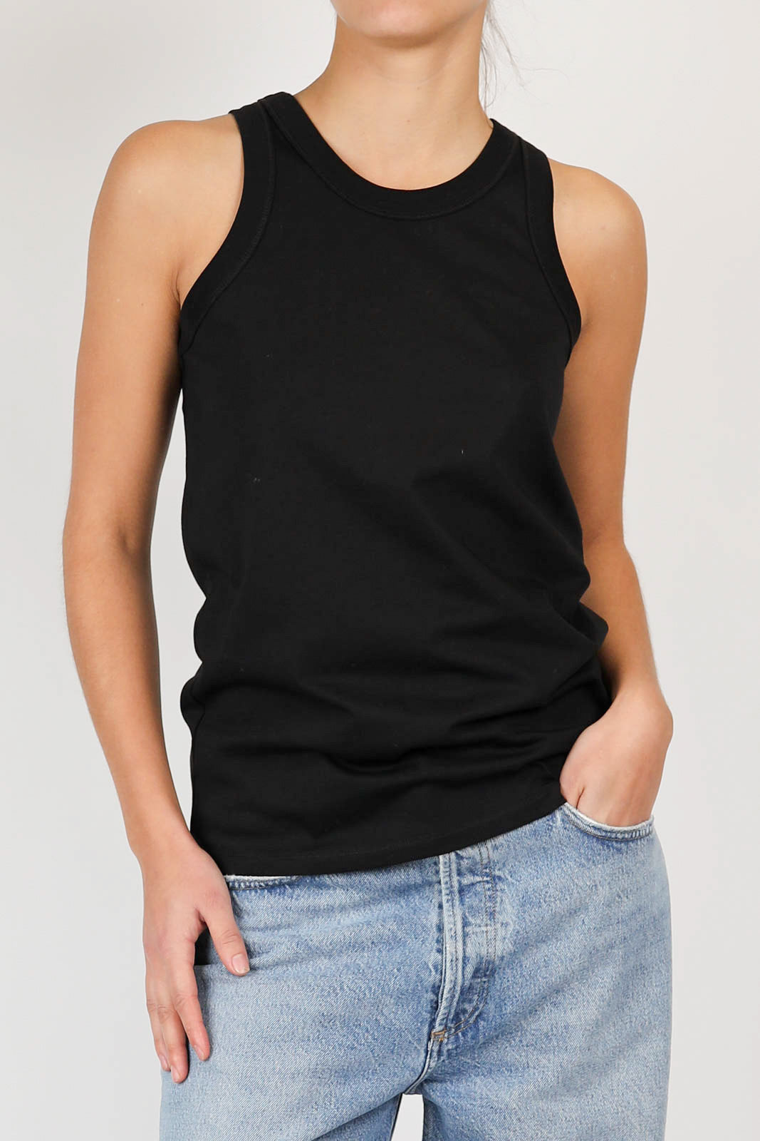 Poso tank top in black