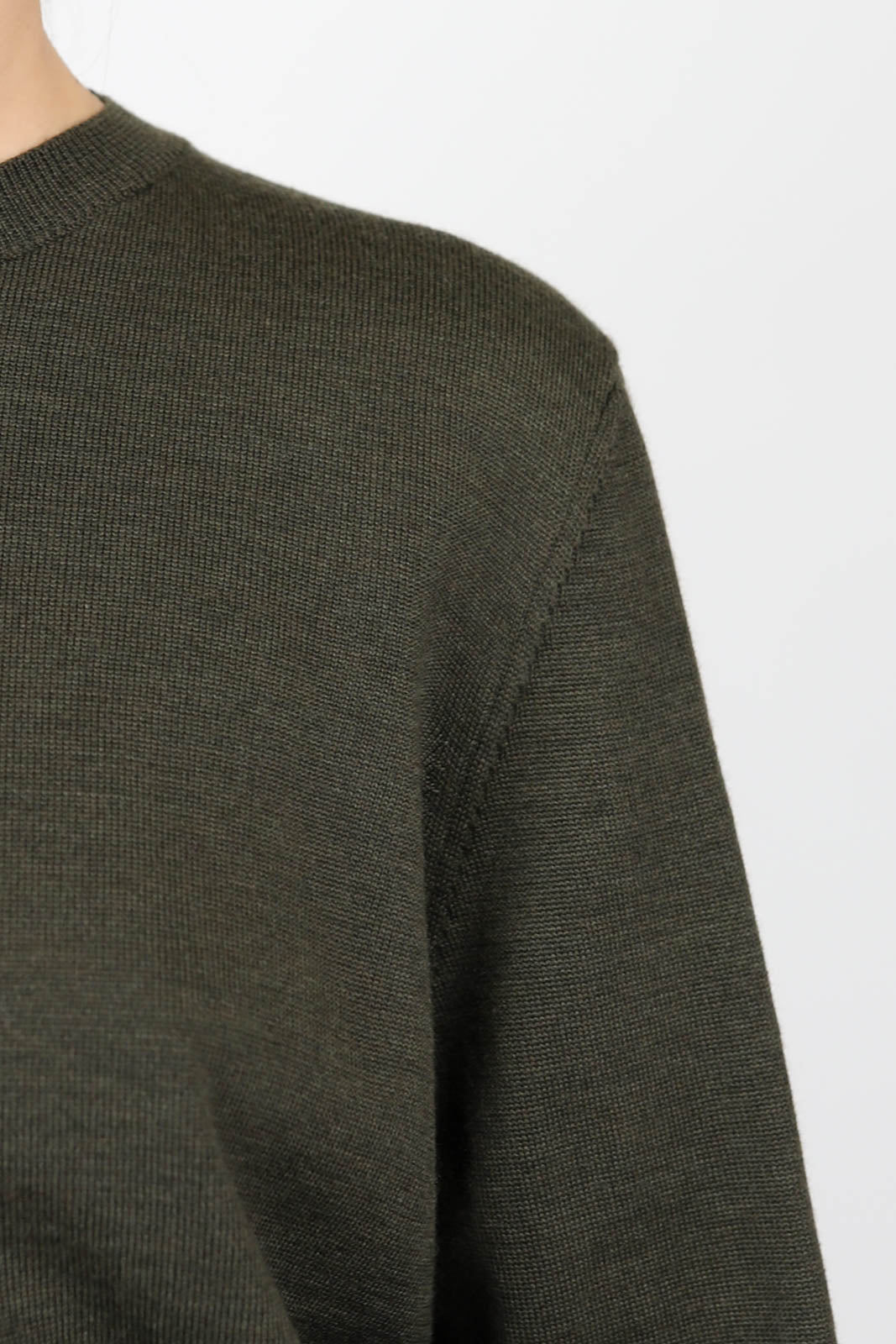 Wool sweater in military