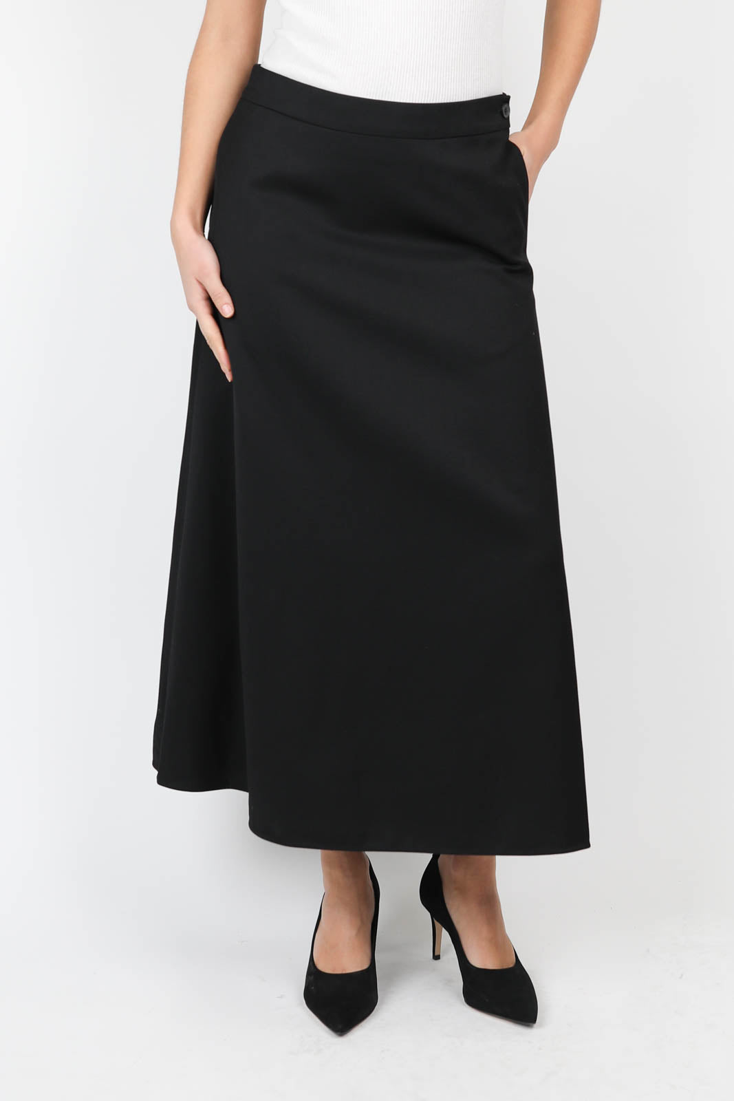 Skirt A-line midi in black