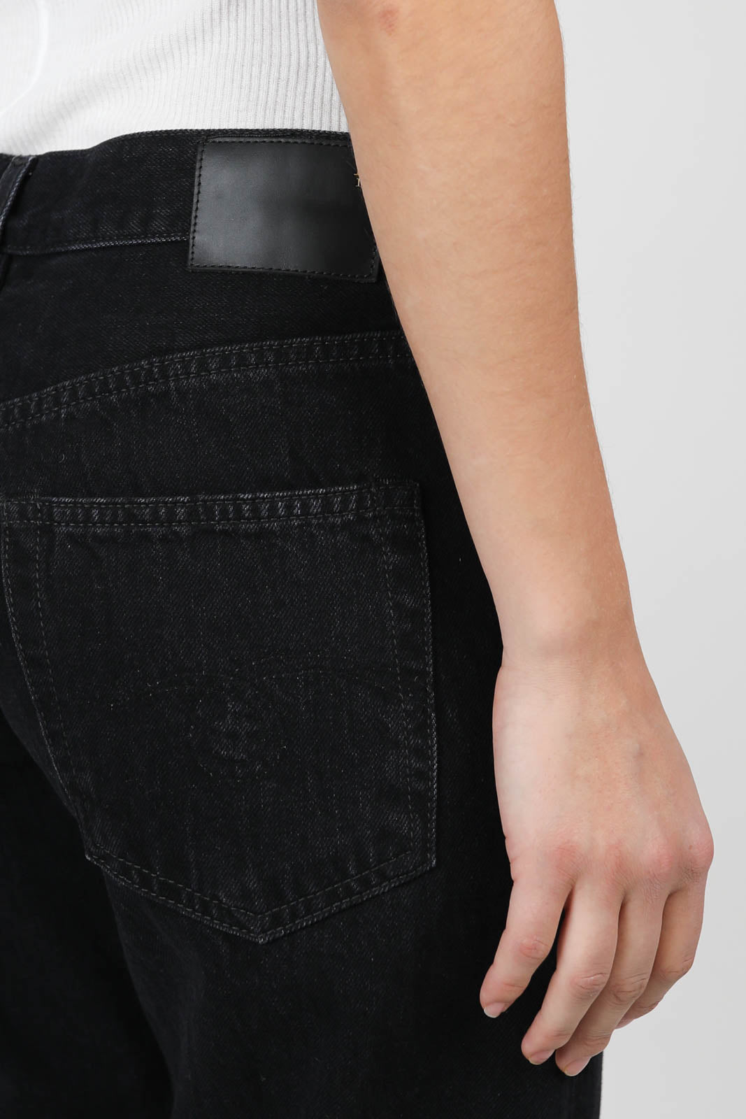 Romeo jeans in Onyx Black