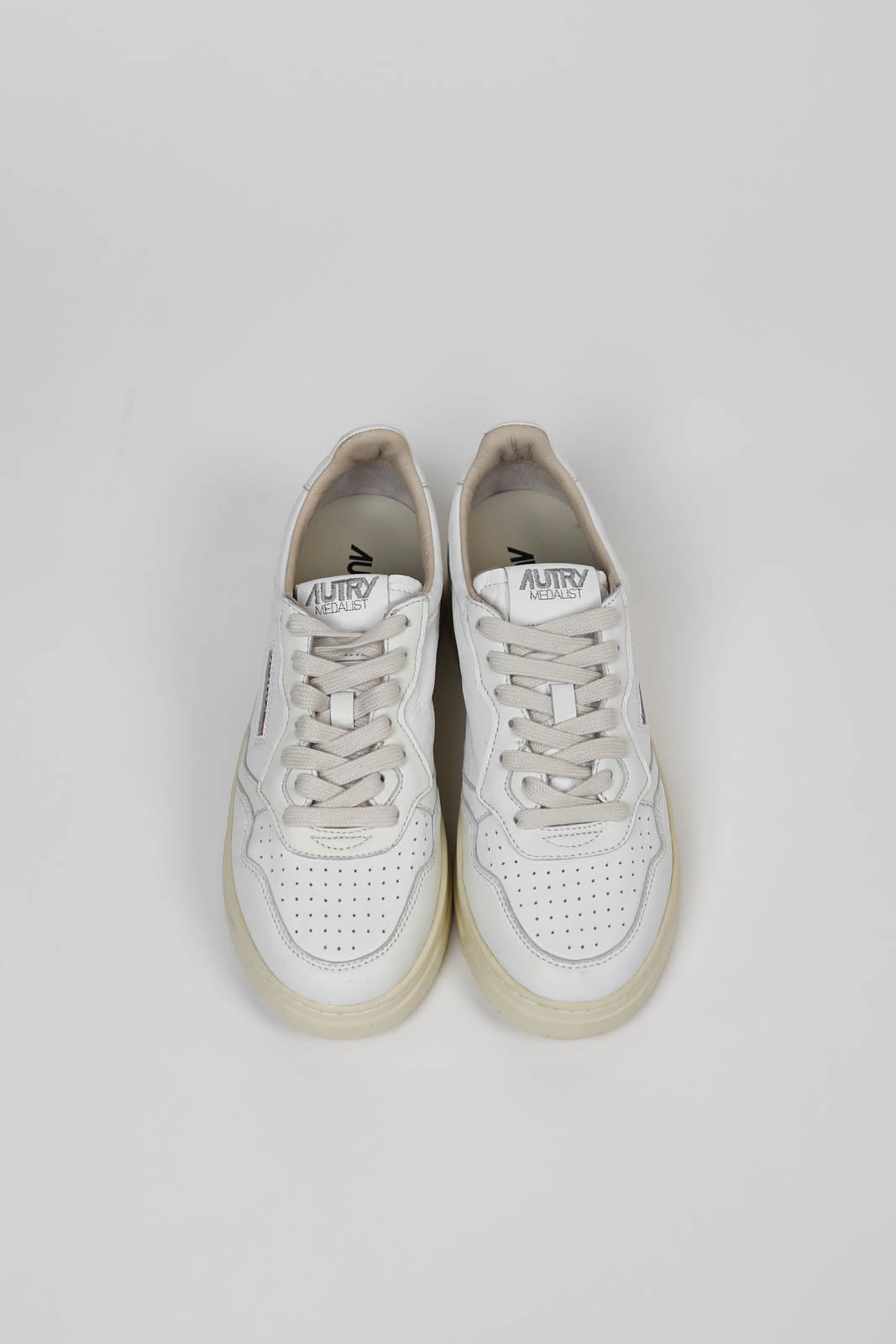 Sneakers Medalist Low White/White Goat