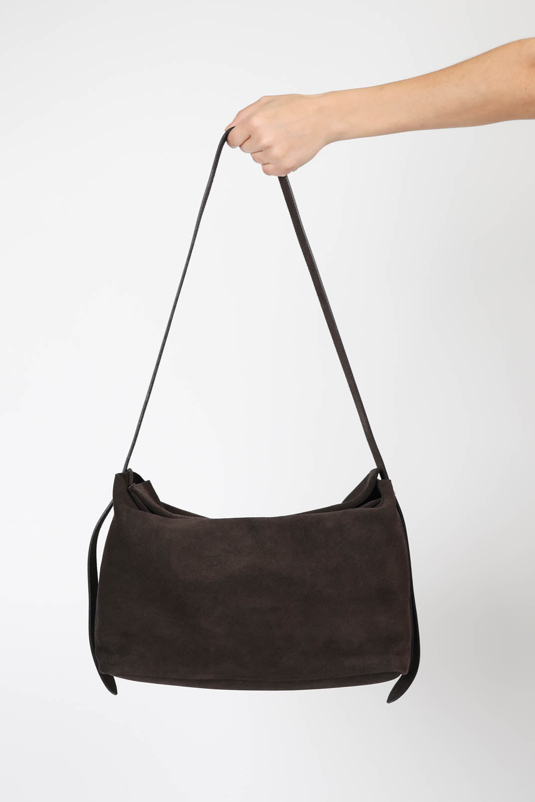 Bag Dee made of suede in brown