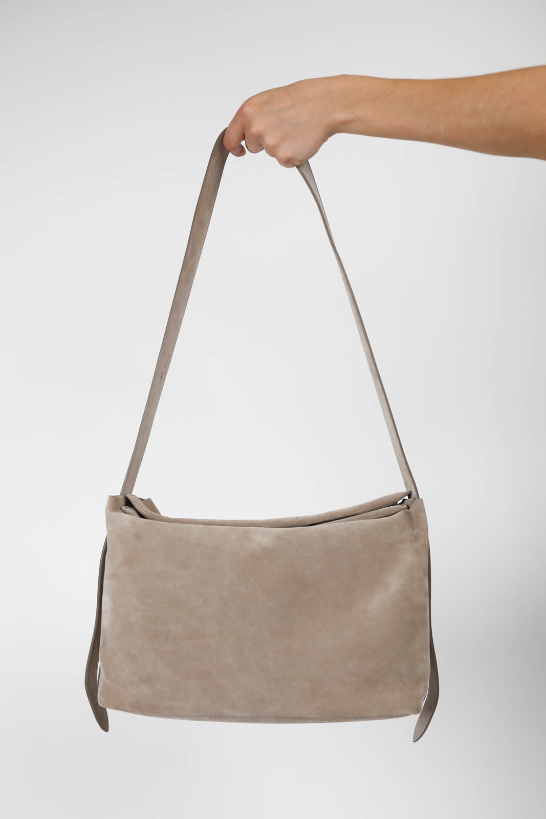 Bag Dee in suede in taupe