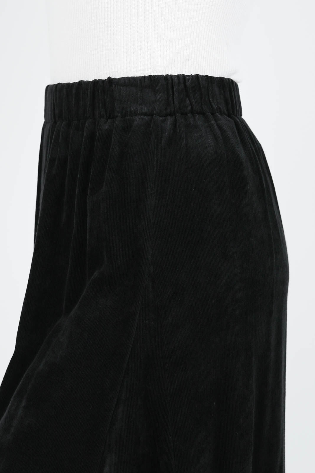 Skirt Corduroy in Nero