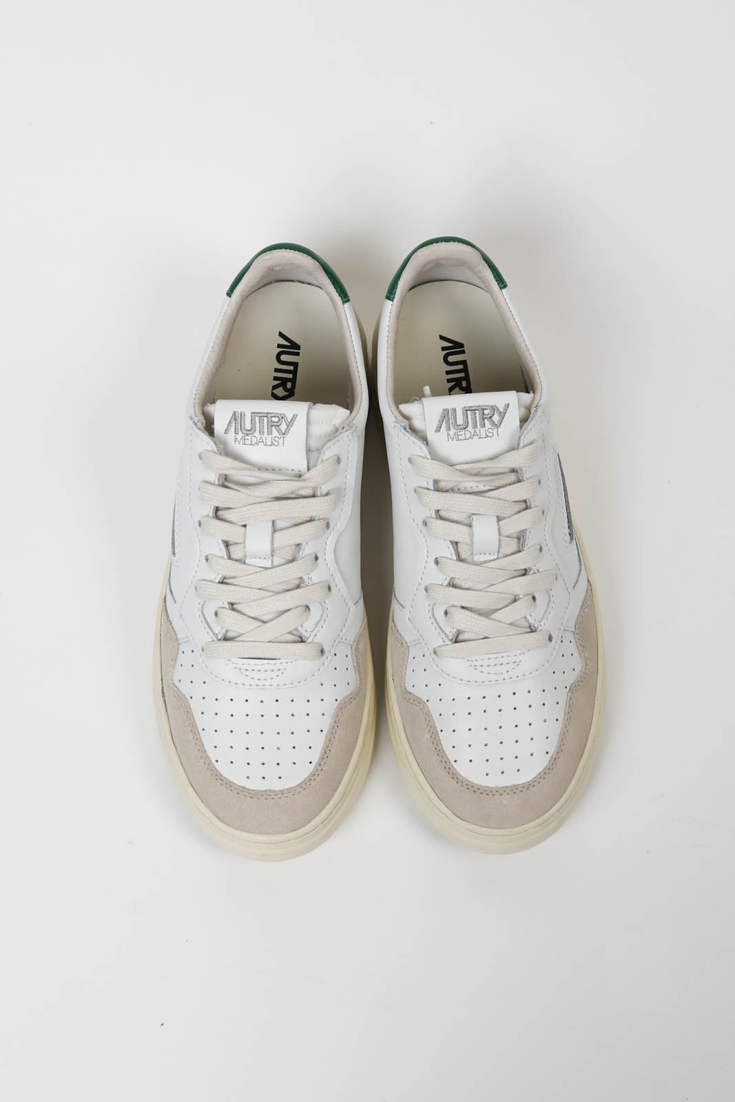 Sneakers Medalist Low Suede White/Amaz