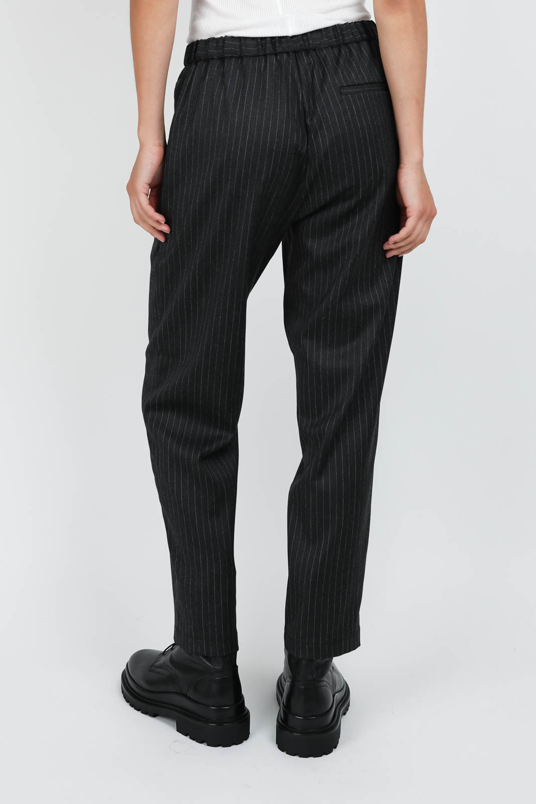 Pinstriped trousers in anthracite