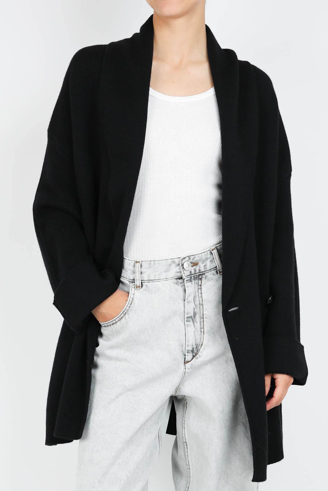 Linda cardigan in black