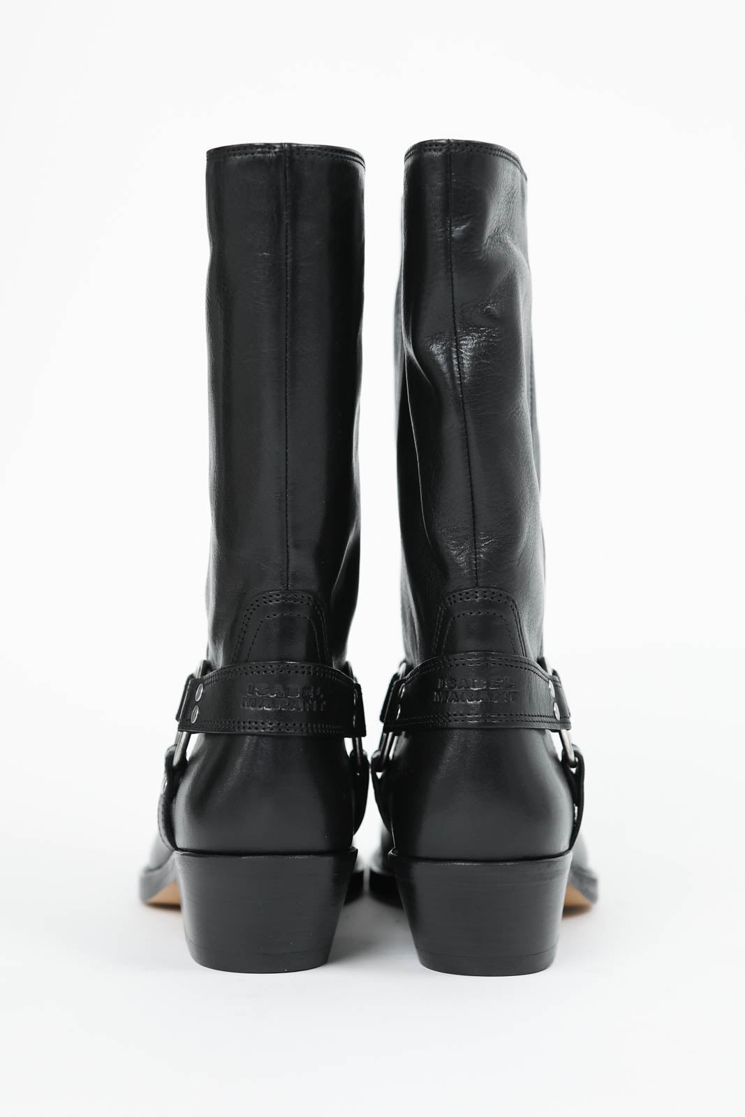 Antya boots in black