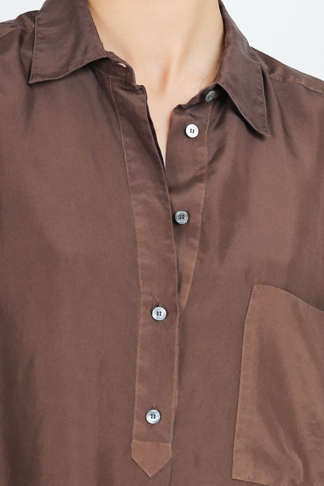 Silk blouse in chocolate