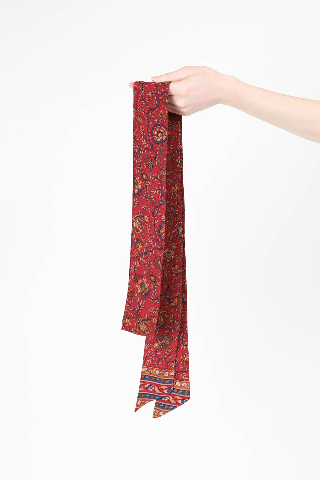 Scarf tie in red multicolor