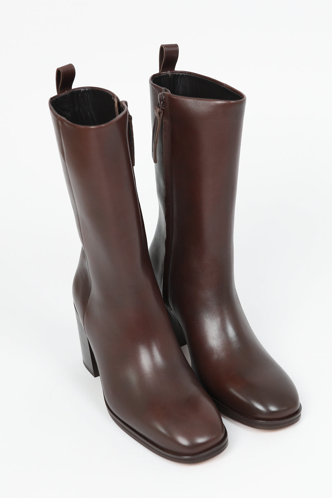 Cara boots in plain