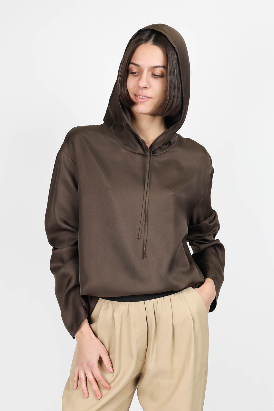 Nuka blouse in deep taupe