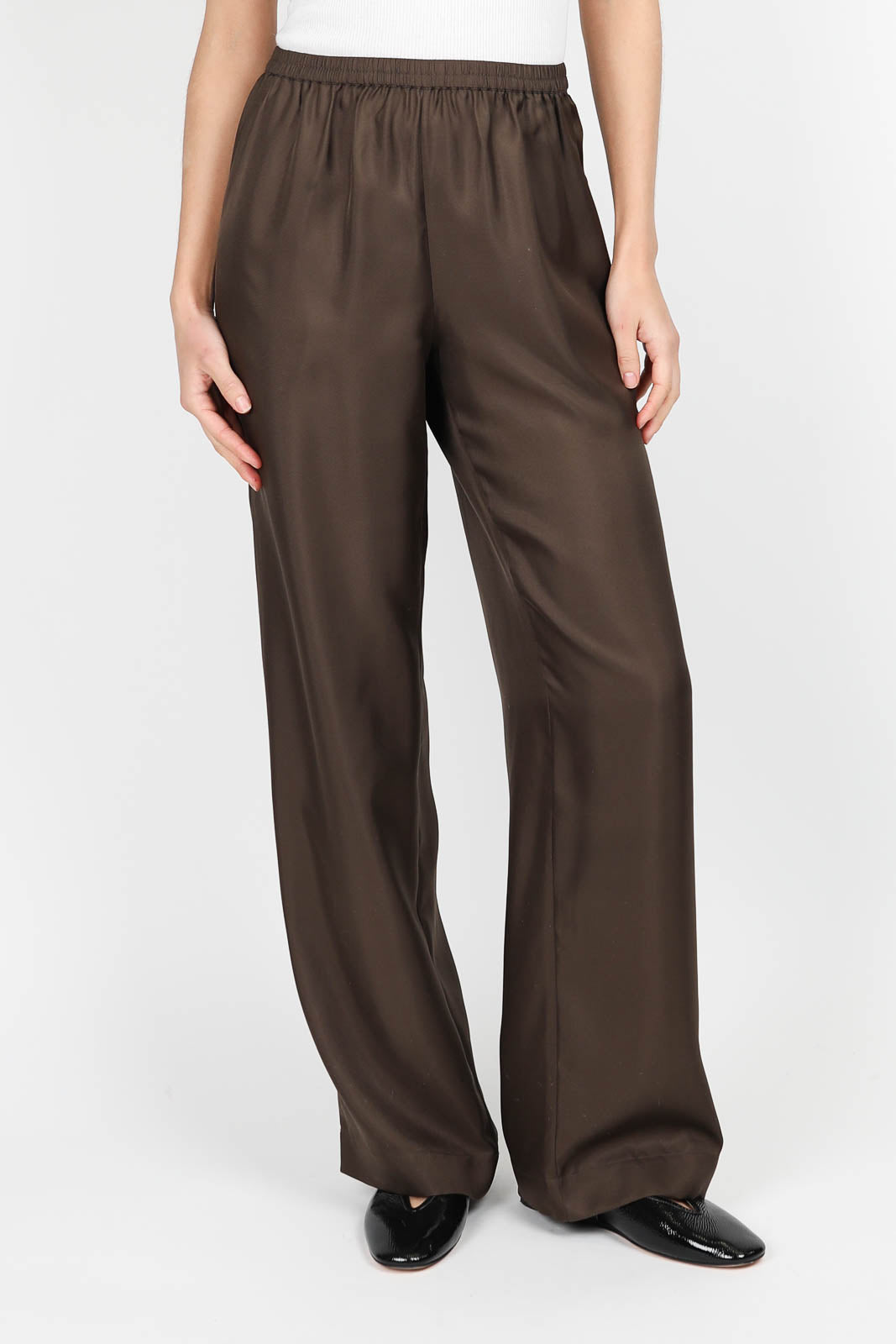 Alera trousers in deep taupe