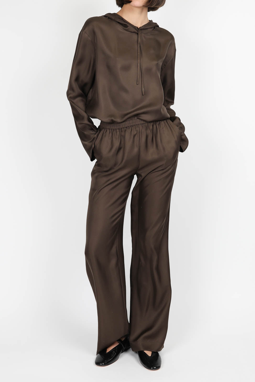 Alera trousers in deep taupe