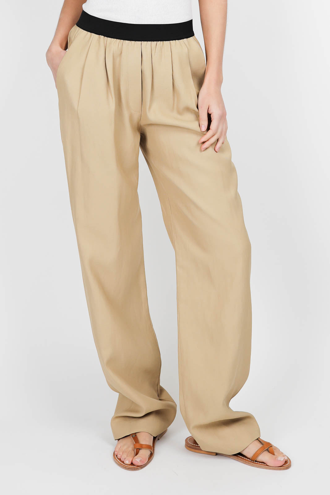 Takaroa trousers in Dune