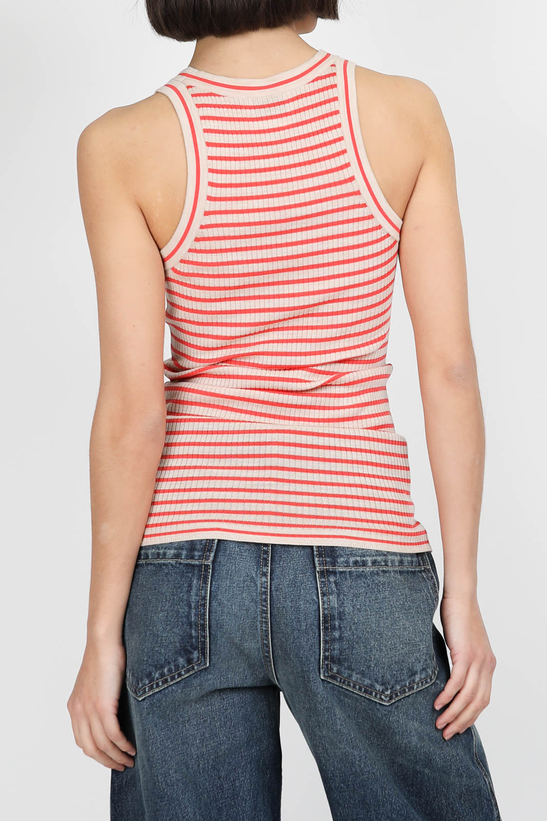 Wool tank top in Lacca