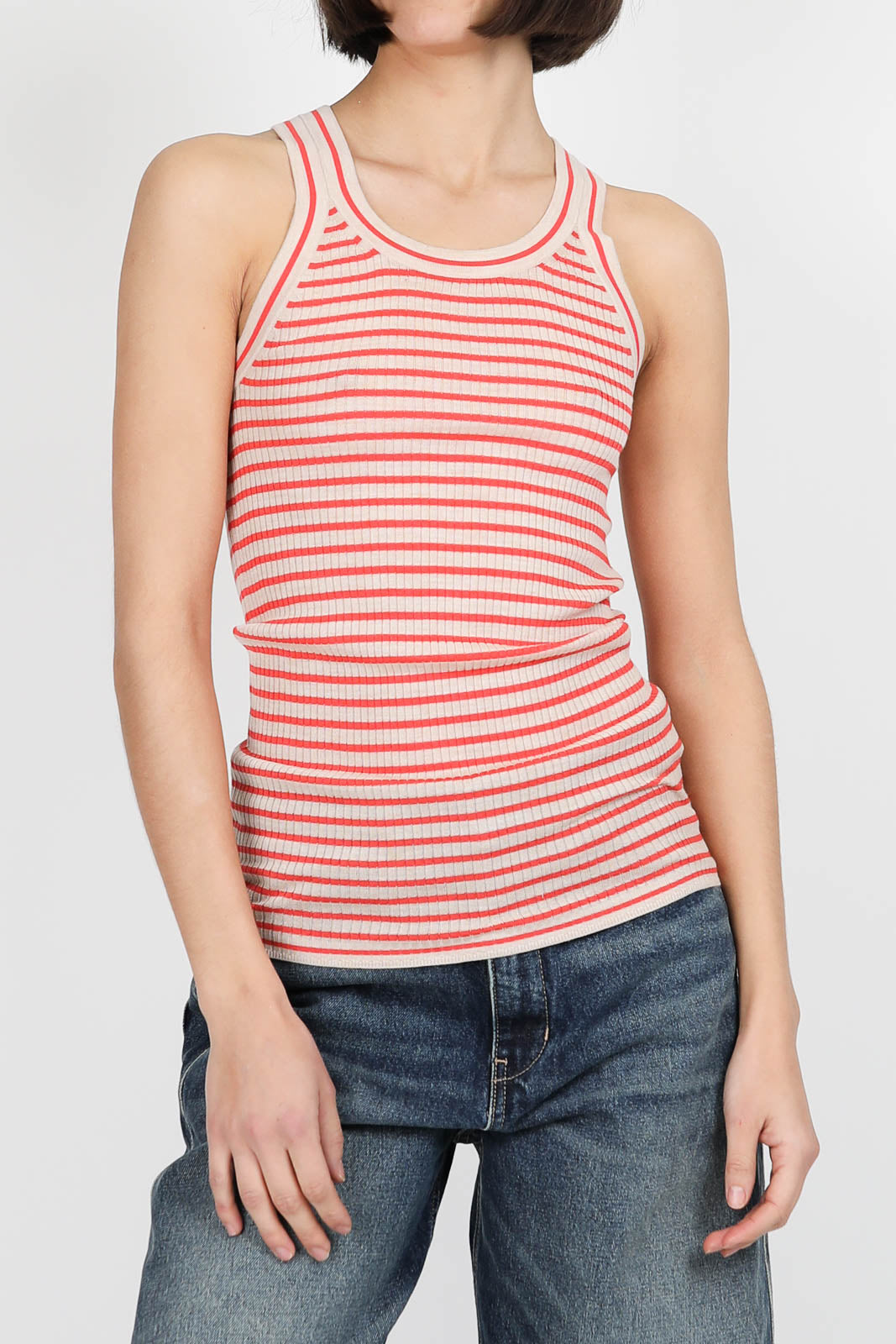 Wool tank top in Lacca