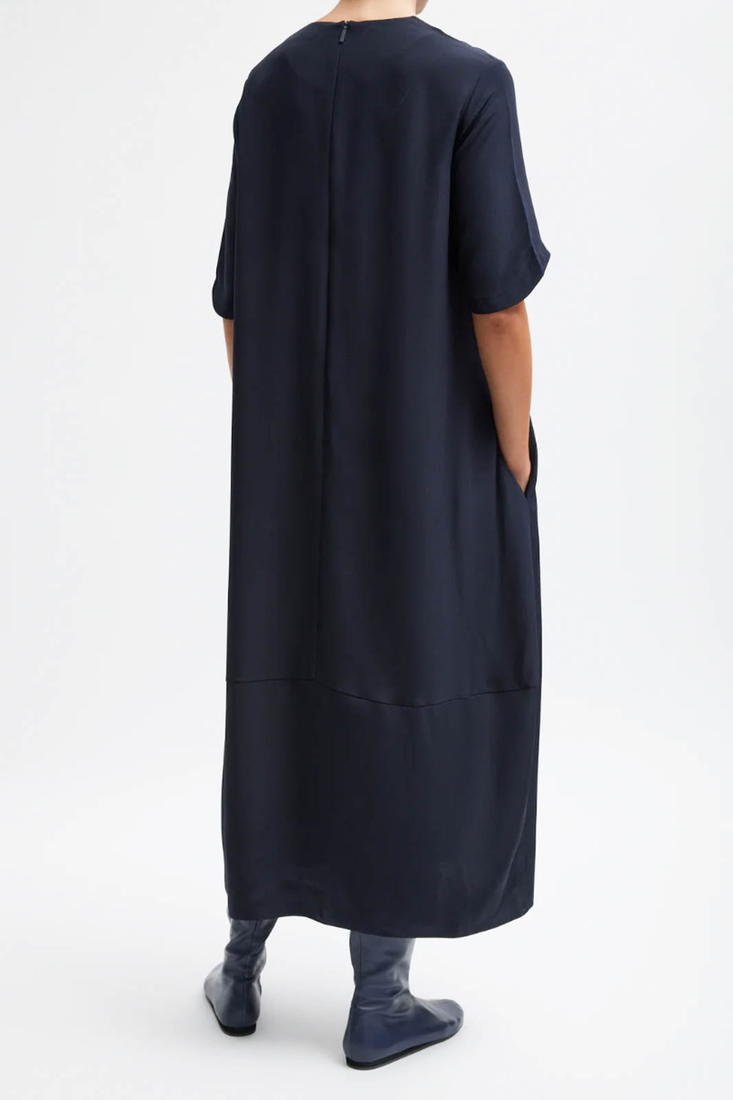 Dress T-shirt in Dark Navy