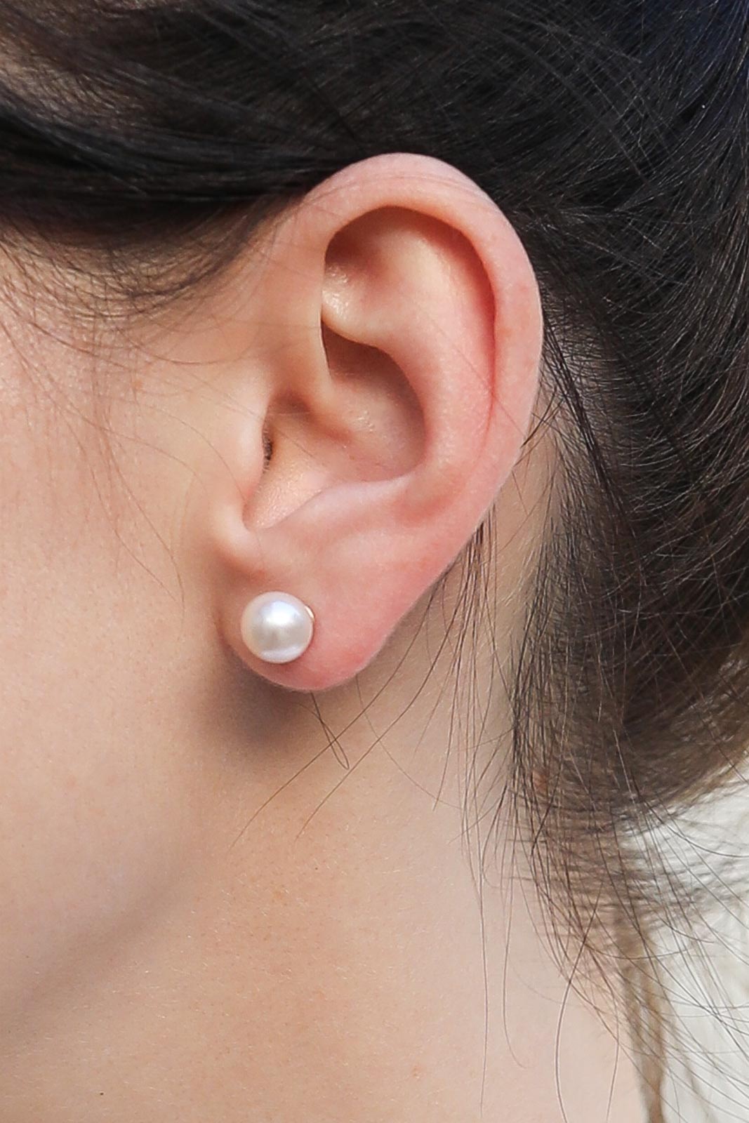 Earring Small Pearls Piercing in Pearl