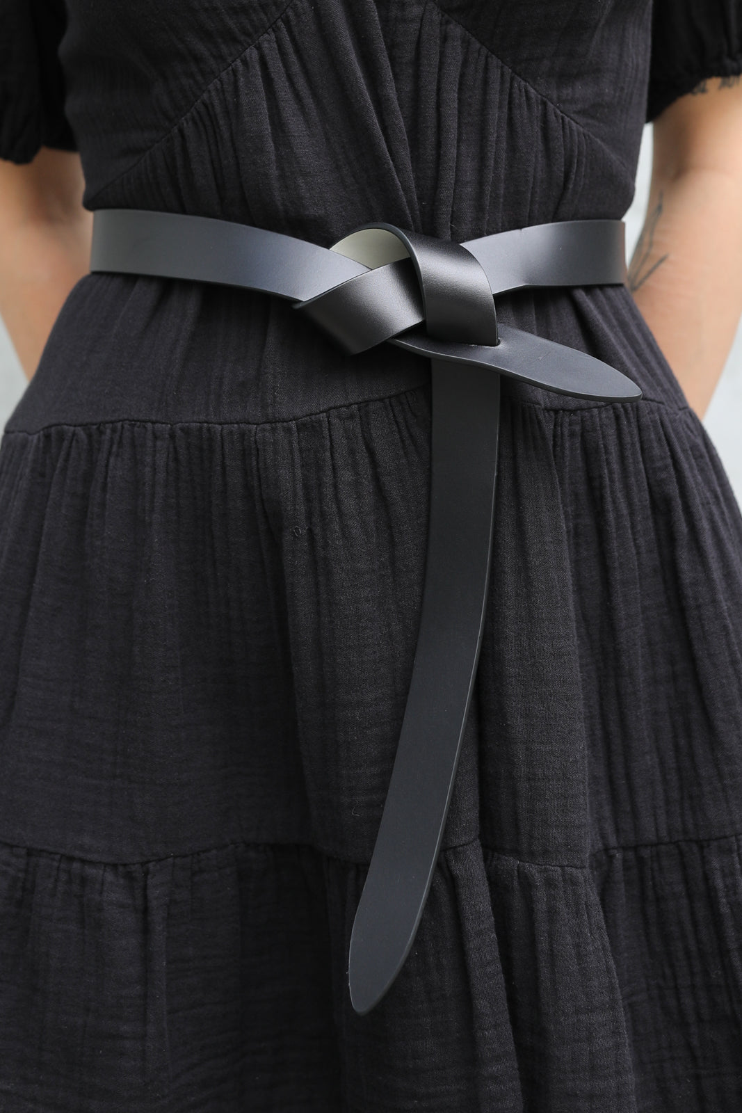 Lecce belt in Chalk / Black