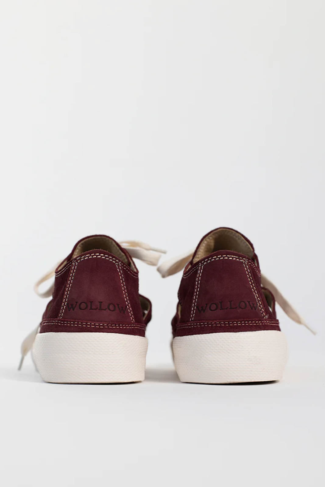 Sneakers Open in Wine Bordeaux