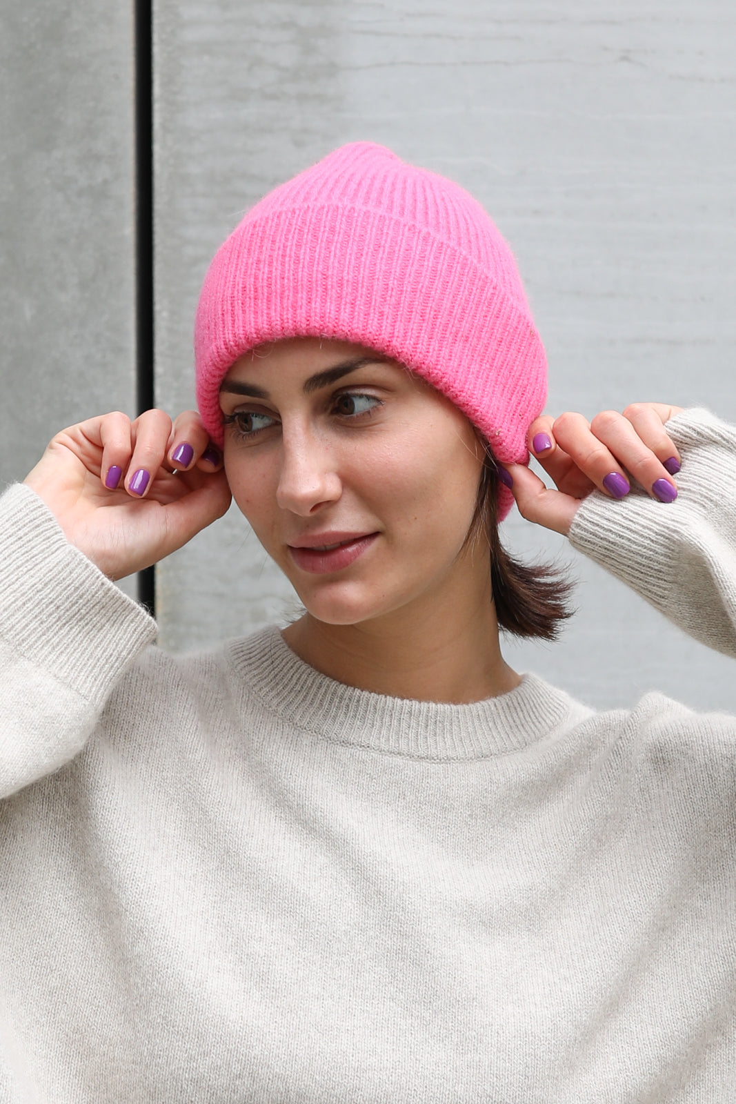 Knitted beanie in bubble gum